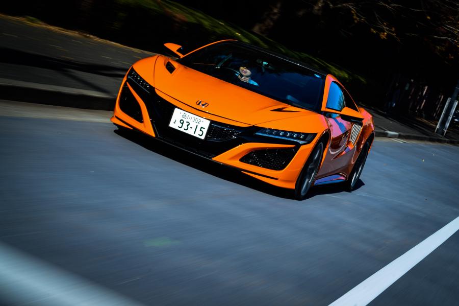  Honda NSX 2018 года  (JP) (фото 24 из 37)